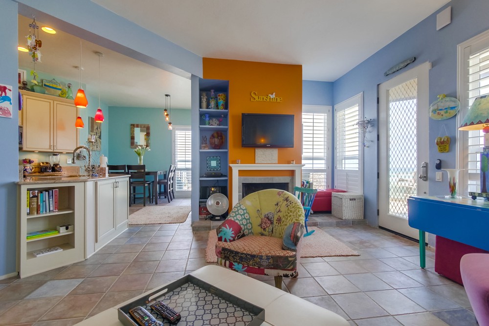 Virtual tour photo 21 of 46 for 3285 Ocean Front Walk #2