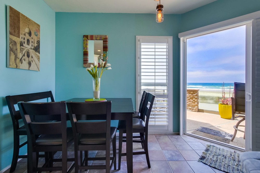 Virtual tour photo 32 of 46 for 3285 Ocean Front Walk #2
