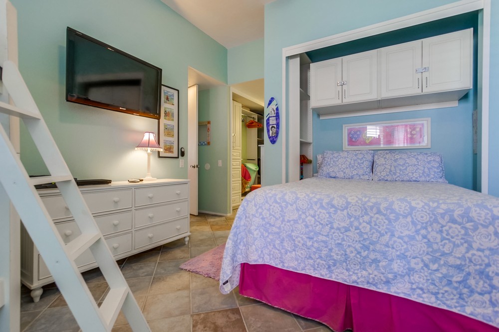 Virtual tour photo 41 of 46 for 3285 Ocean Front Walk #2