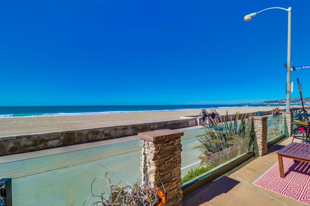 Virtual tour photo 10 of 43 for 3285 Ocean Front Walk
