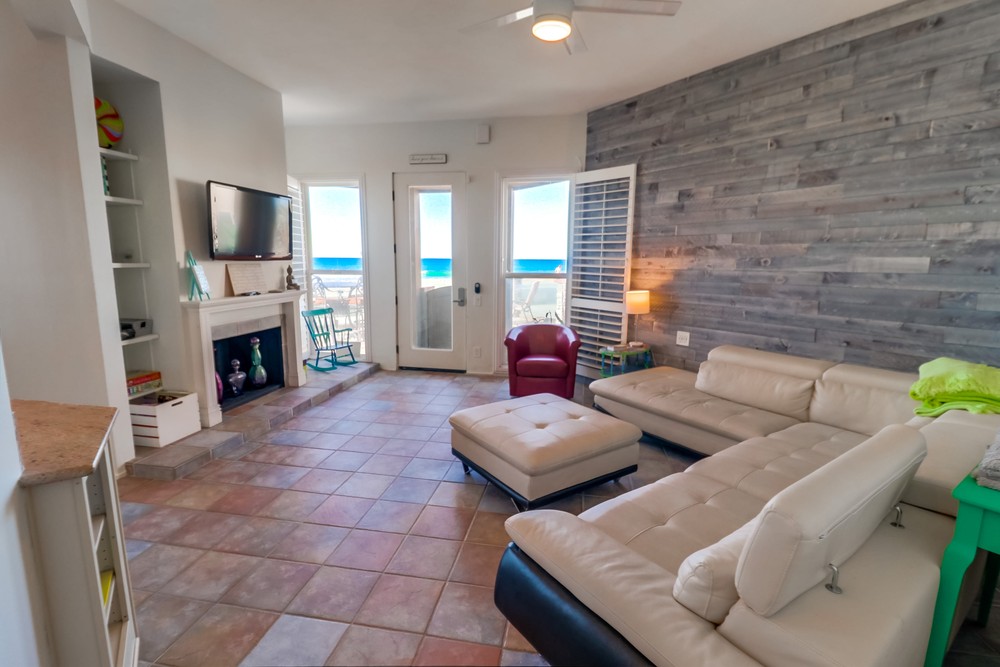 Virtual tour photo 16 of 43 for 3285 Ocean Front Walk