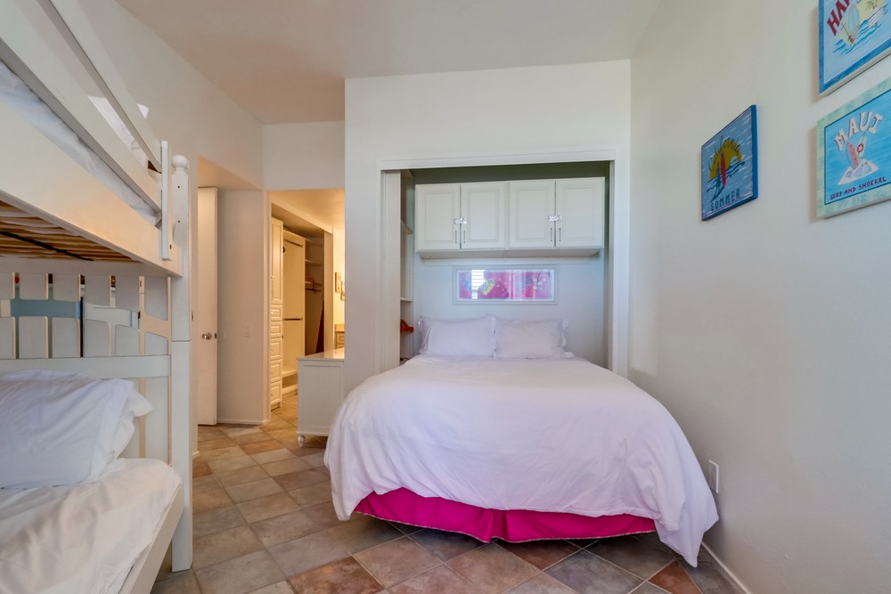 Virtual tour photo 36 of 43 for 3285 Ocean Front Walk