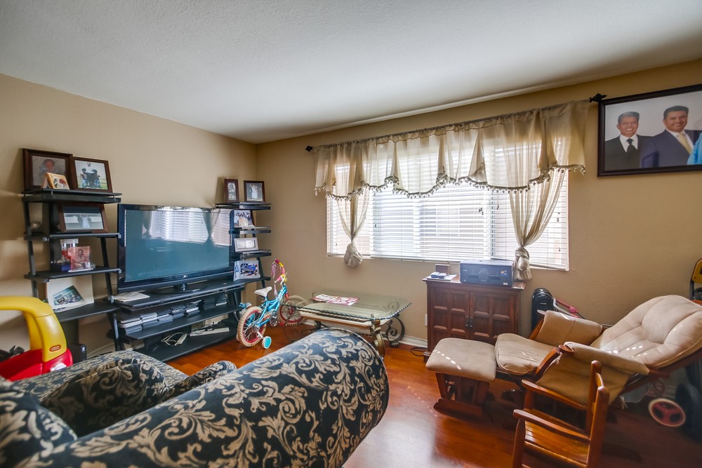 Virtual tour photo 14 of 48 for 3285 Ocean View Blvd #21
