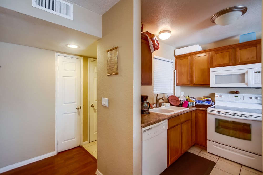 Virtual tour photo 28 of 48 for 3285 Ocean View Blvd #21