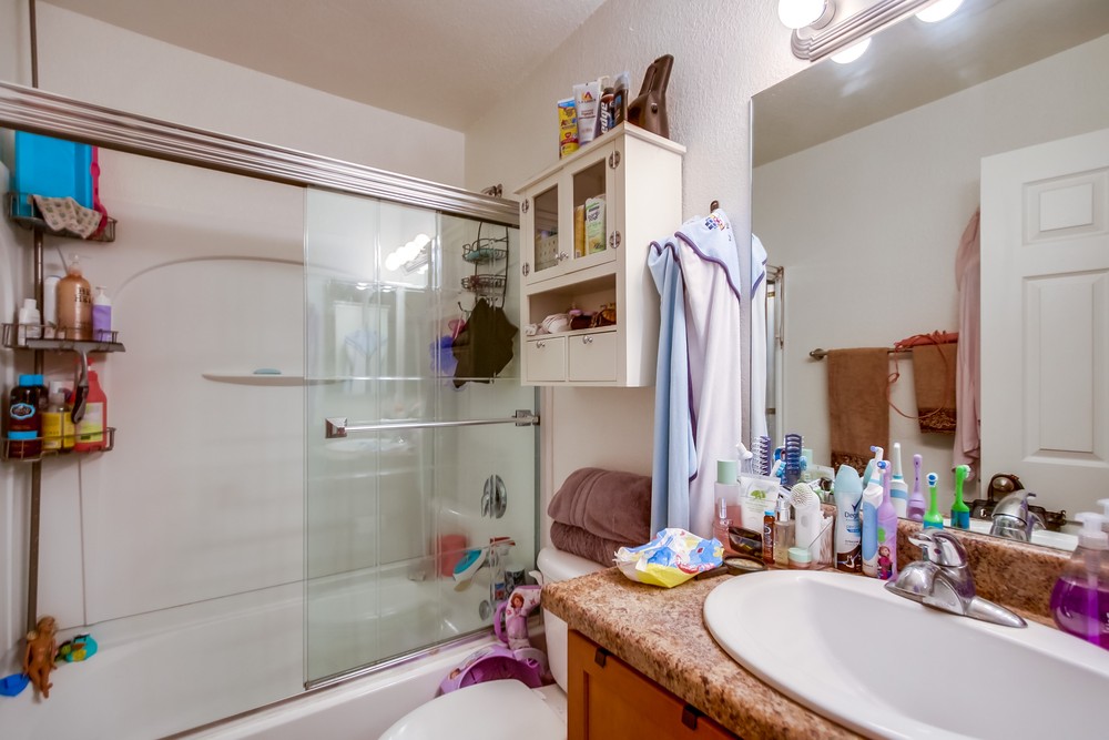 Virtual tour photo 33 of 48 for 3285 Ocean View Blvd #21