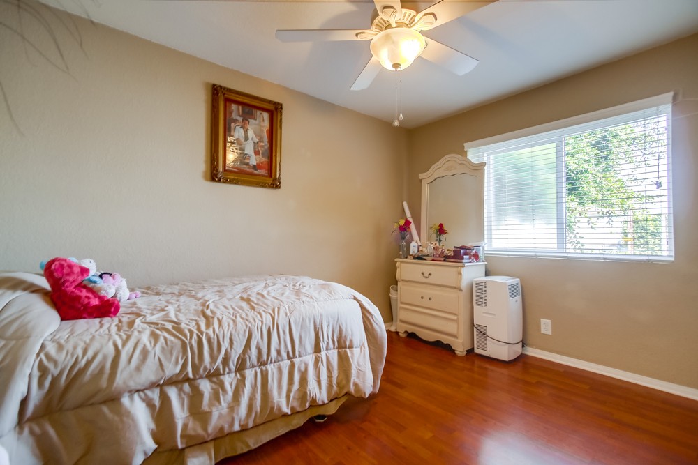 Virtual tour photo 35 of 48 for 3285 Ocean View Blvd #21