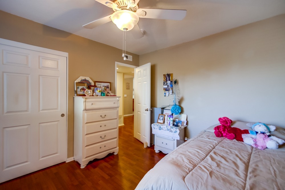Virtual tour photo 37 of 48 for 3285 Ocean View Blvd #21