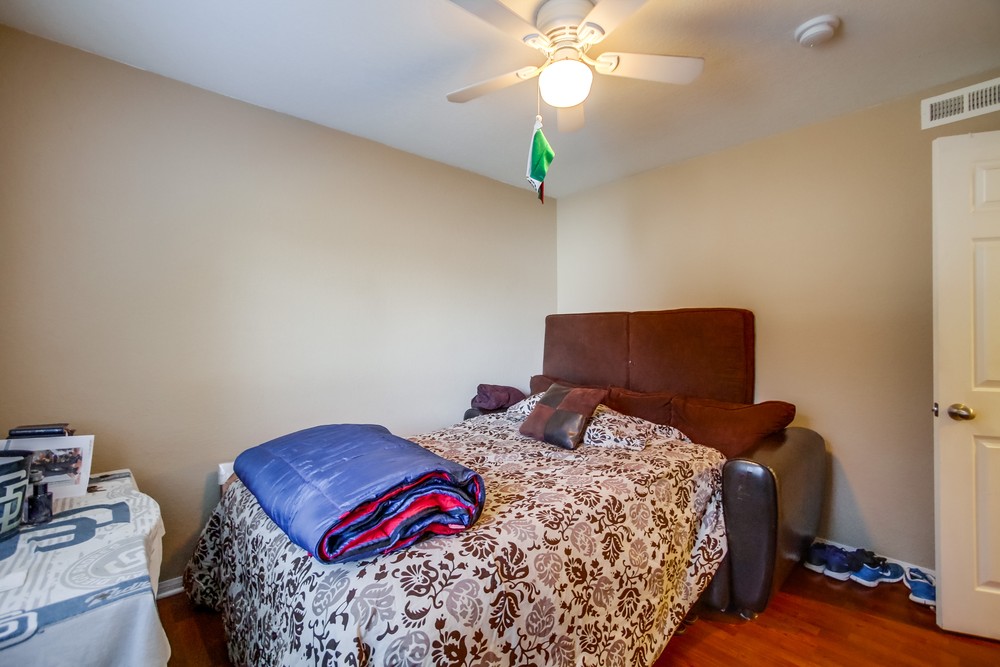 Virtual tour photo 39 of 48 for 3285 Ocean View Blvd #21