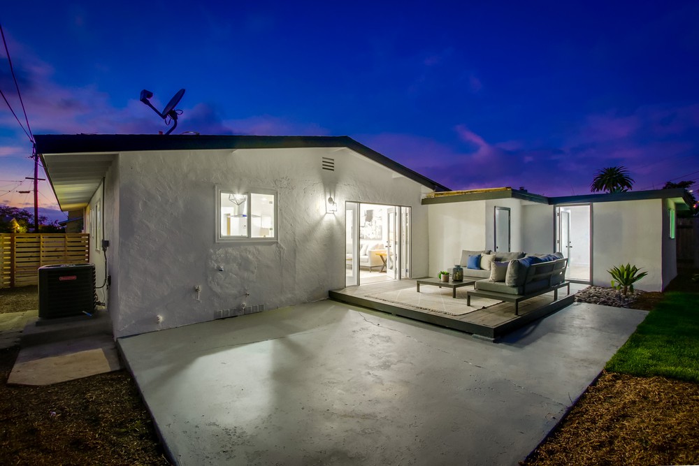 Virtual tour photo 7 of 62 for 3287 Mohican Ave
