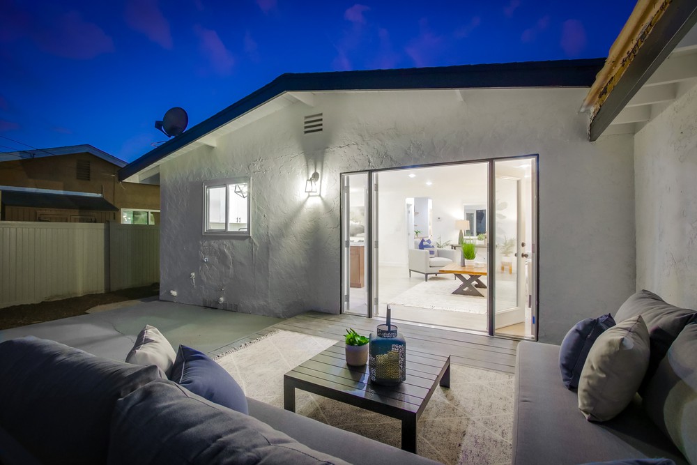 Virtual tour photo 10 of 62 for 3287 Mohican Ave