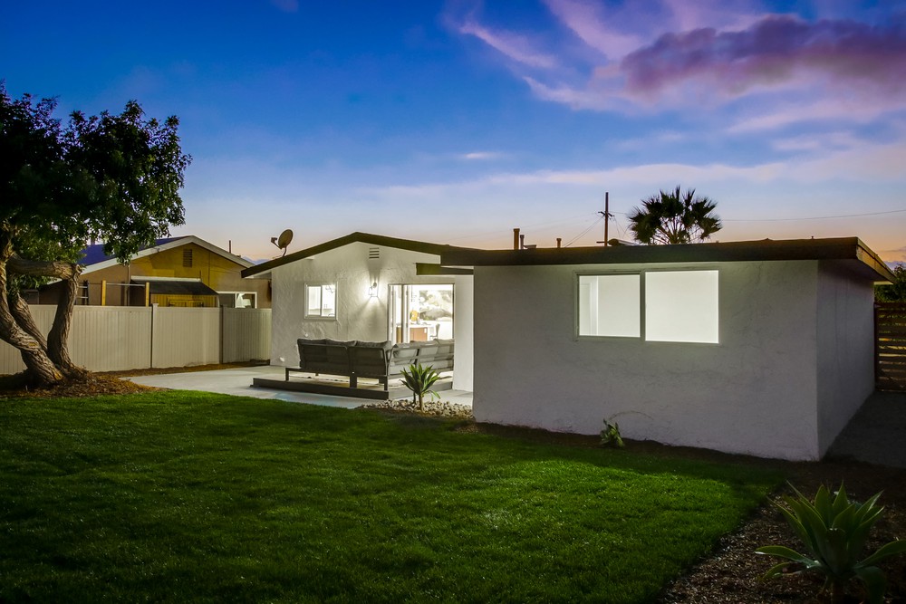 Virtual tour photo 12 of 62 for 3287 Mohican Ave