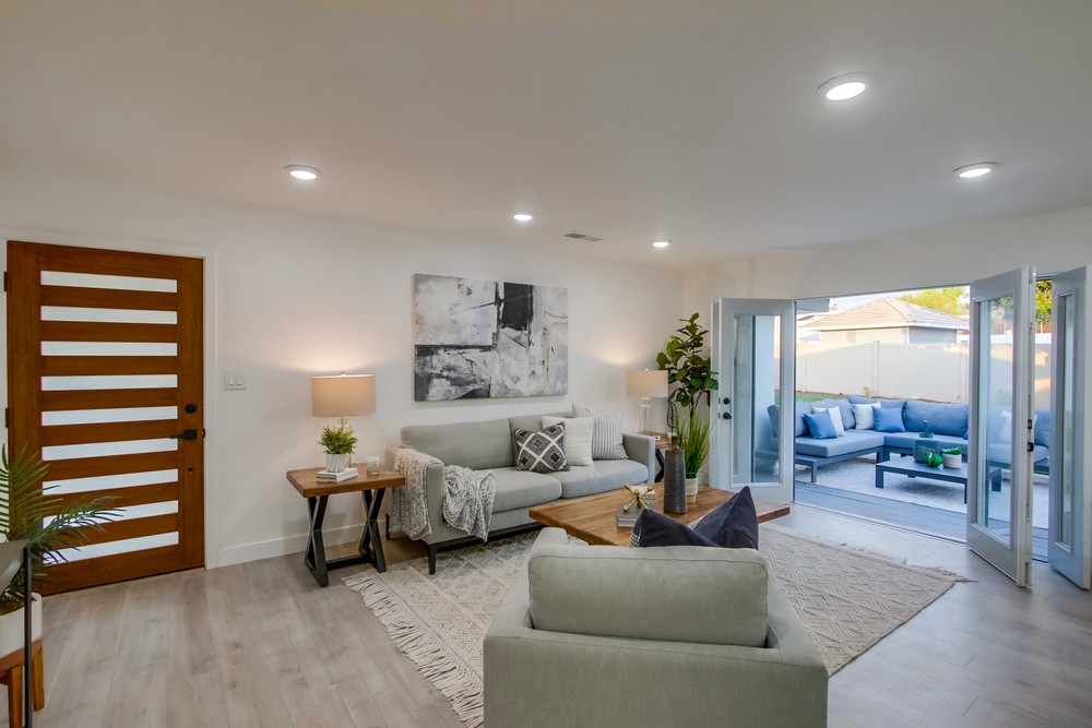 Virtual tour photo 14 of 62 for 3287 Mohican Ave