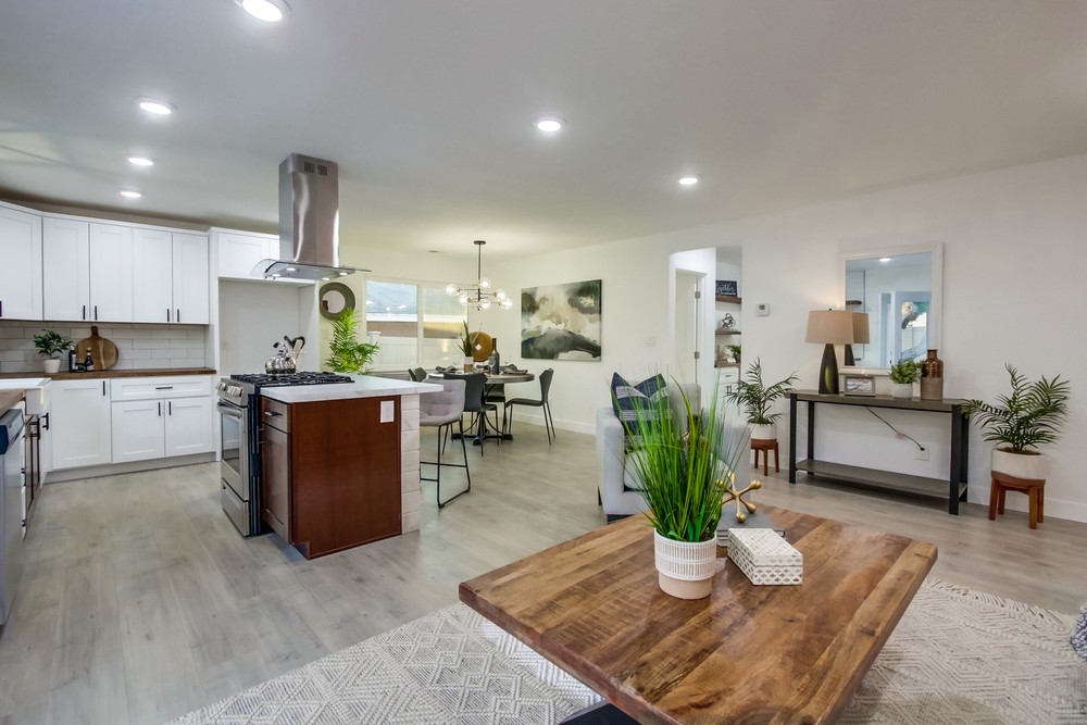 Virtual tour photo 18 of 62 for 3287 Mohican Ave