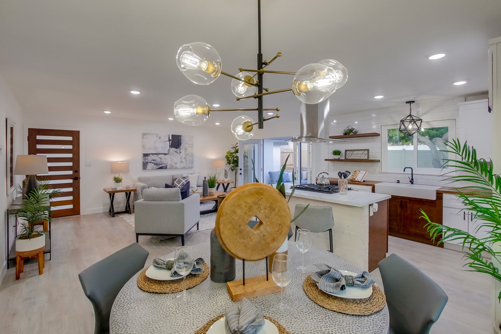 Virtual tour photo 20 of 62 for 3287 Mohican Ave