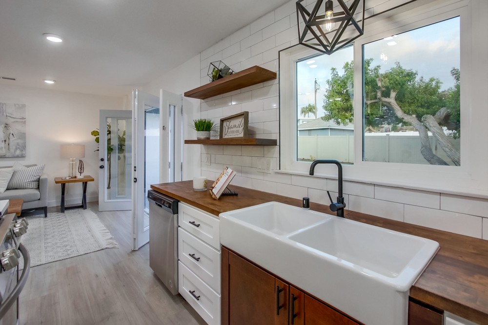 Virtual tour photo 25 of 62 for 3287 Mohican Ave