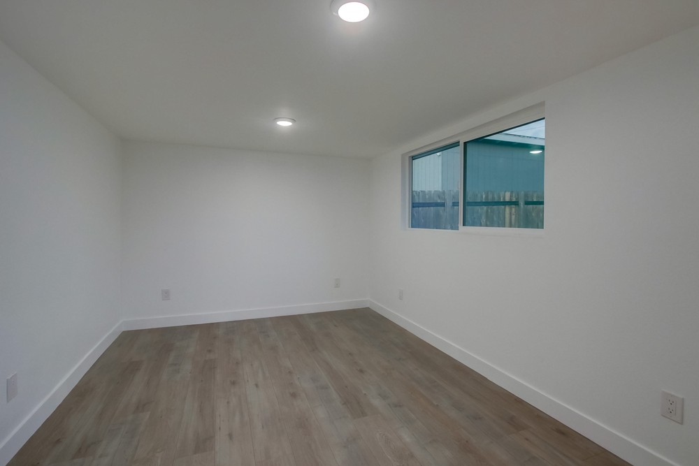 Virtual tour photo 42 of 62 for 3287 Mohican Ave