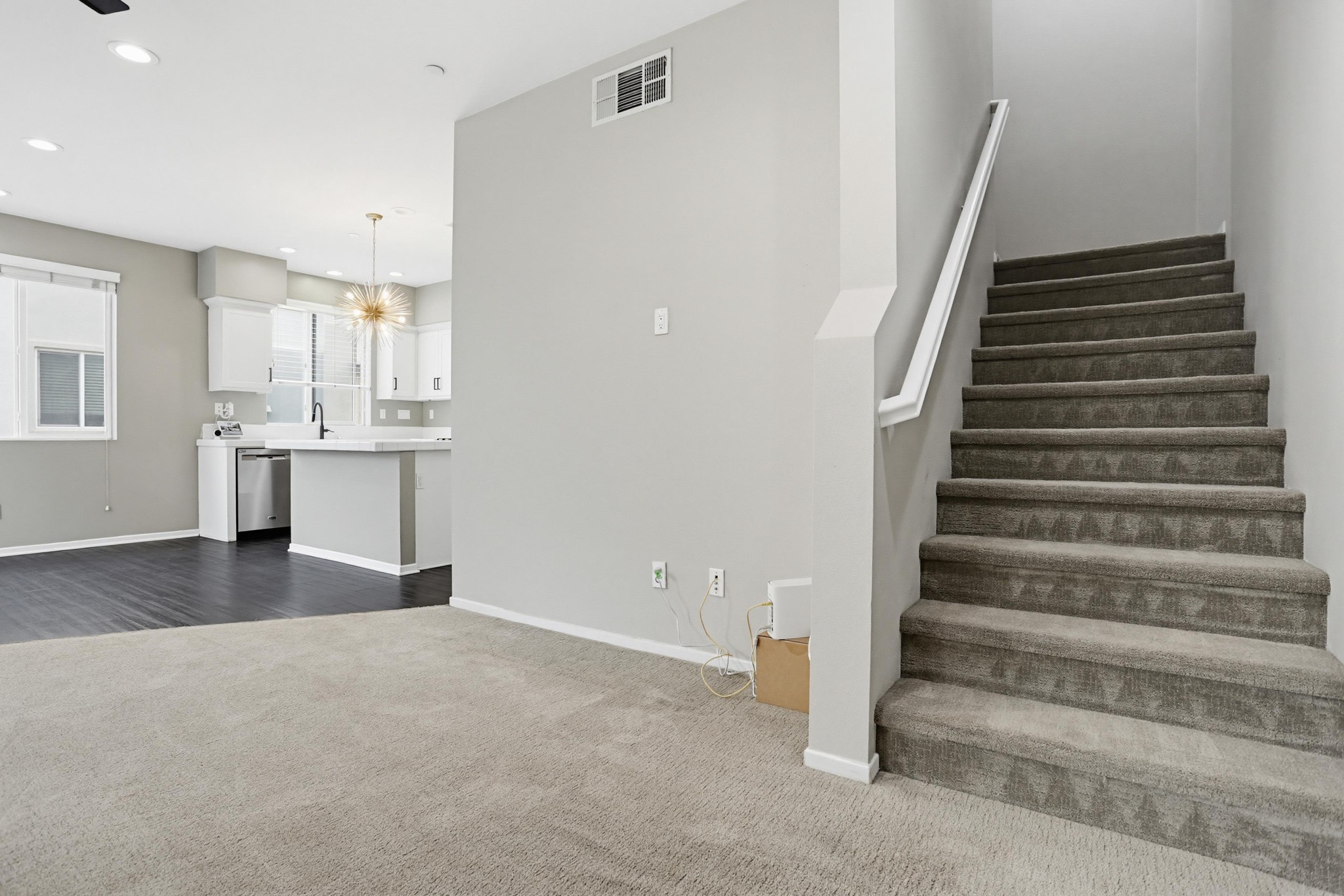 Virtual tour photo 16 of 34 for 329 Antoni Glen UNIT 1404