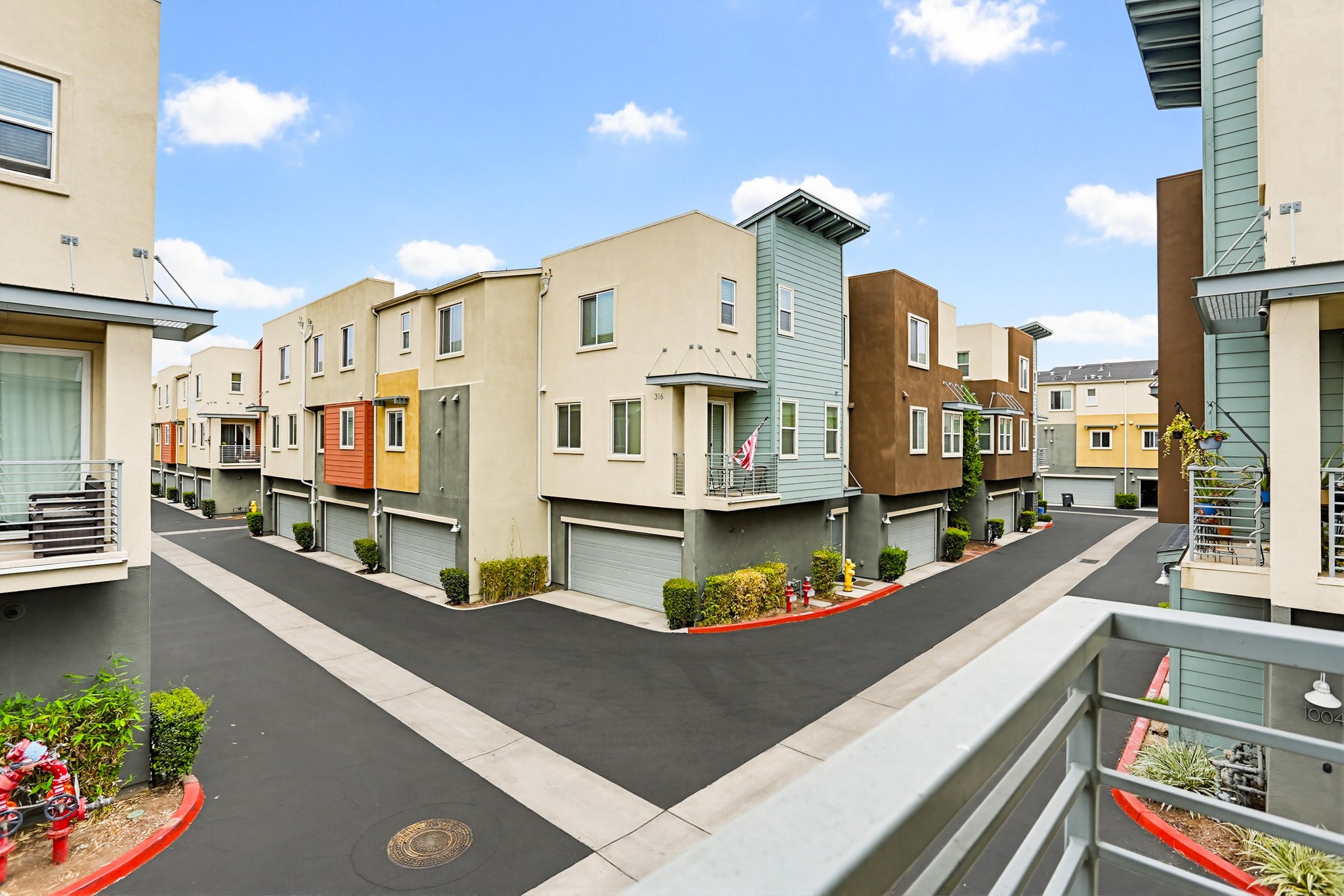Virtual tour photo 20 of 34 for 329 Antoni Glen UNIT 1404