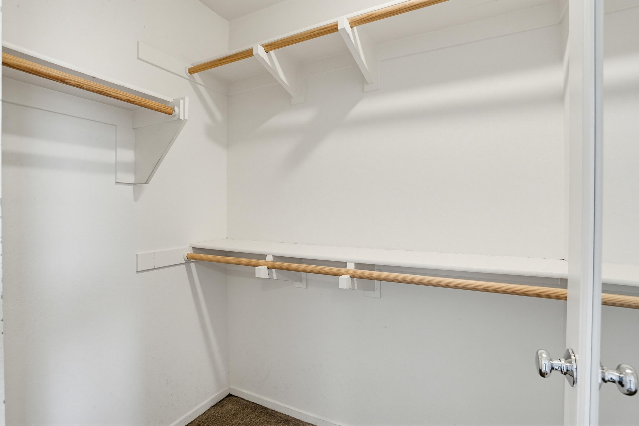 Virtual tour photo 29 of 34 for 329 Antoni Glen UNIT 1404