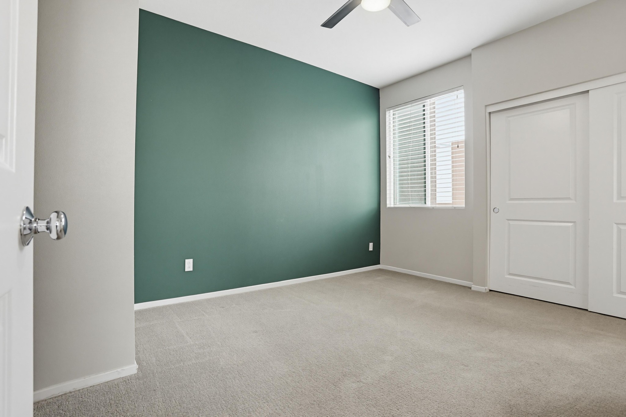 Virtual tour photo 30 of 34 for 329 Antoni Glen UNIT 1404