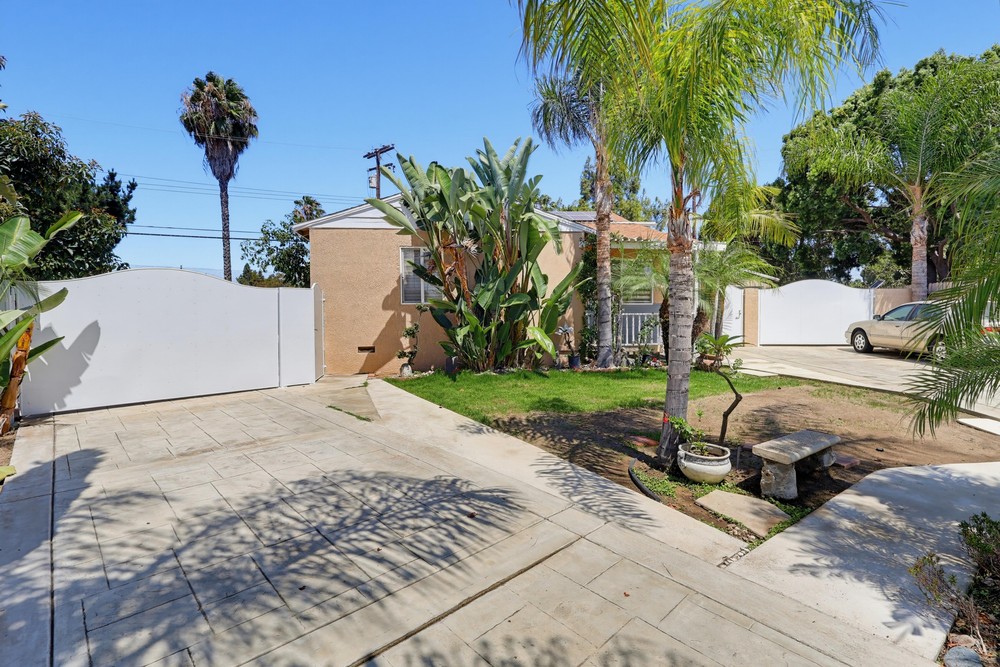 Virtual tour photo 3 of 101 for 329 Kathryn Dr