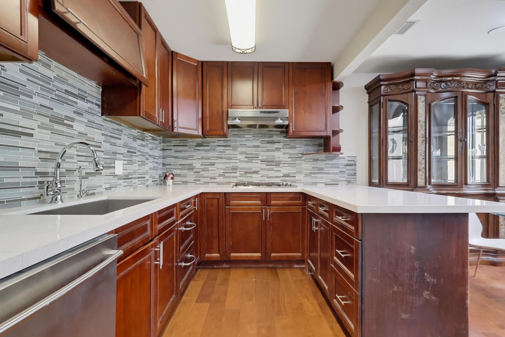 Virtual tour photo 14 of 101 for 329 Kathryn Dr