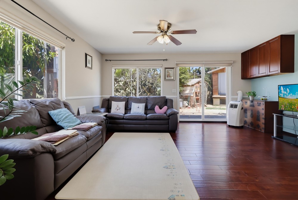 Virtual tour photo 17 of 101 for 329 Kathryn Dr