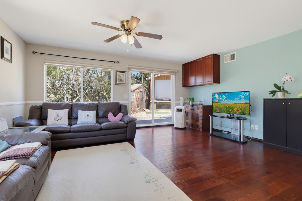 Virtual tour photo 18 of 101 for 329 Kathryn Dr