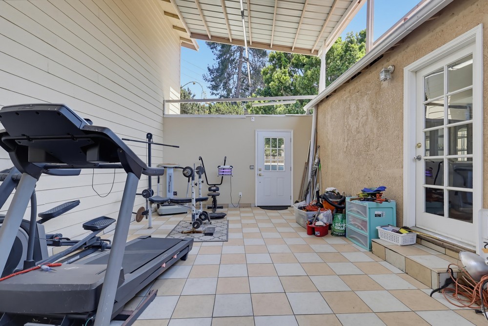 Virtual tour photo 31 of 101 for 329 Kathryn Dr