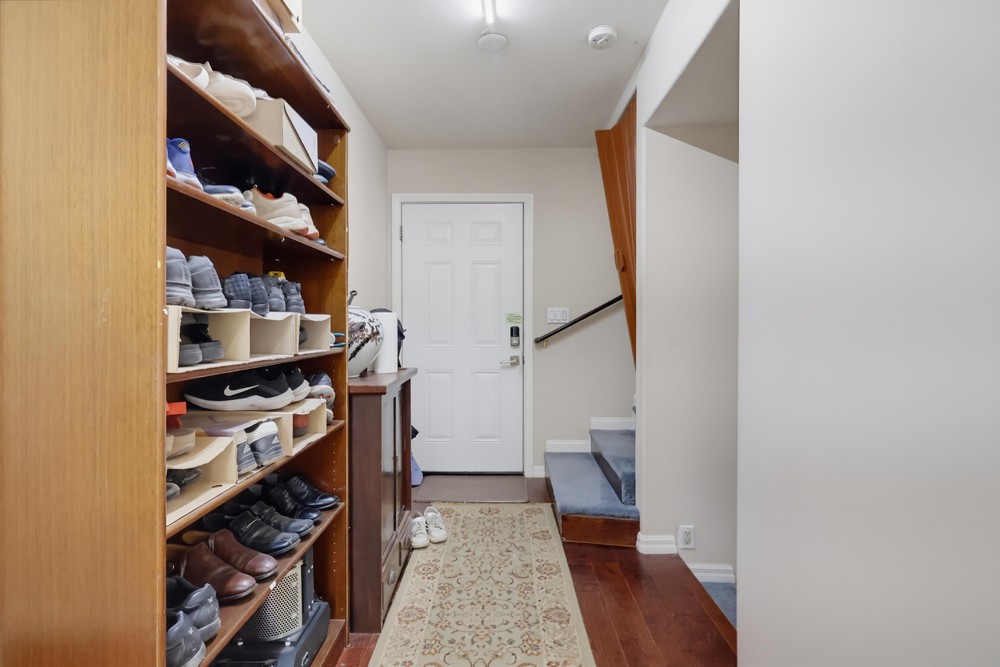 Virtual tour photo 34 of 101 for 329 Kathryn Dr