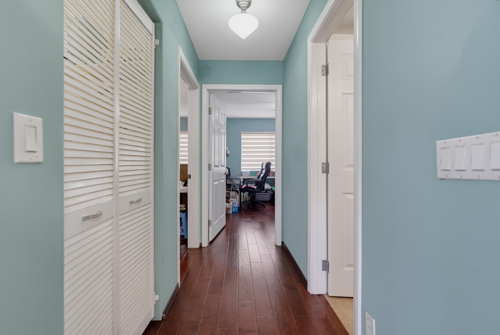 Virtual tour photo 39 of 101 for 329 Kathryn Dr