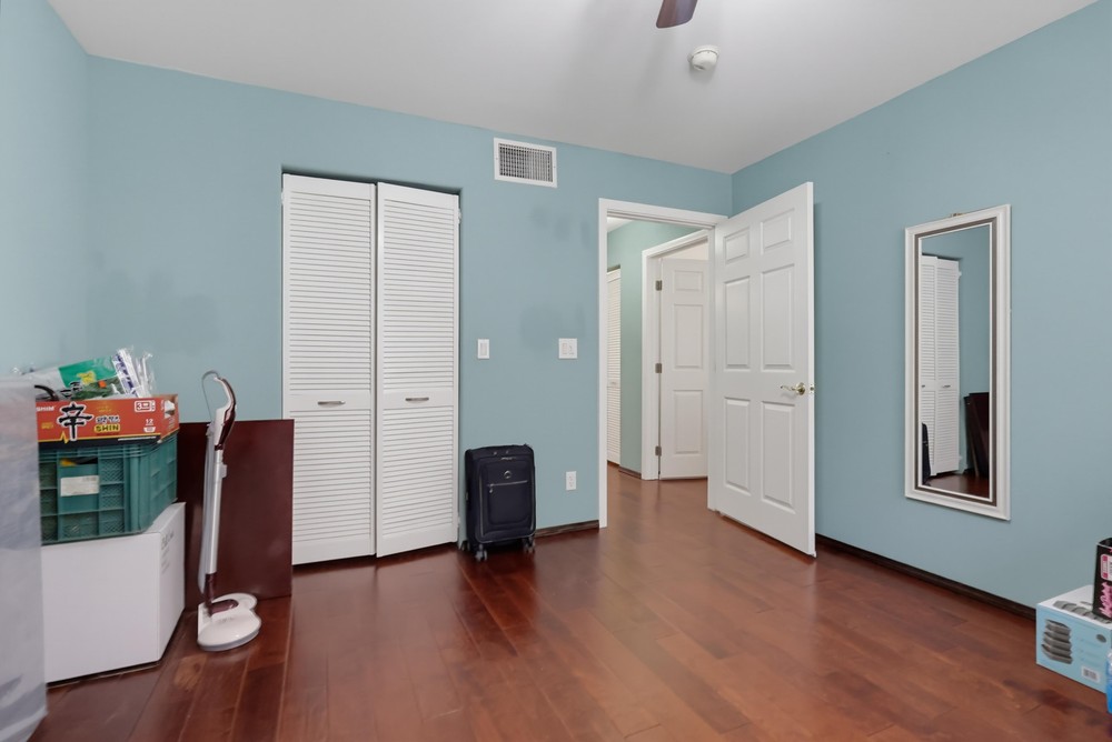 Virtual tour photo 49 of 101 for 329 Kathryn Dr