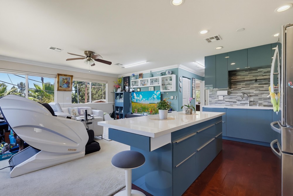 Virtual tour photo 55 of 101 for 329 Kathryn Dr