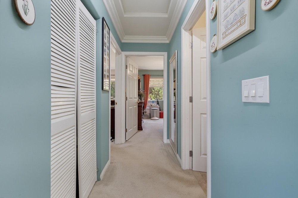 Virtual tour photo 65 of 101 for 329 Kathryn Dr