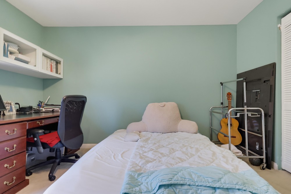 Virtual tour photo 71 of 101 for 329 Kathryn Dr