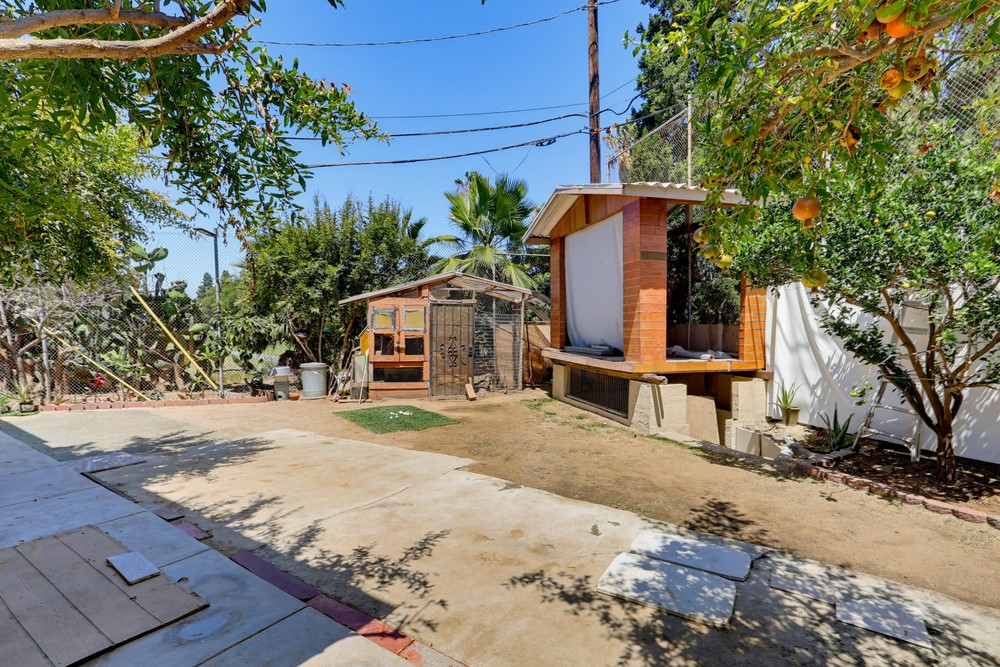 Virtual tour photo 81 of 101 for 329 Kathryn Dr