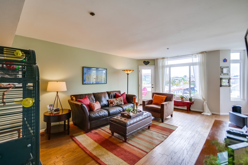 Virtual tour photo 3 of 46 for 3290 6th Avenue #4B