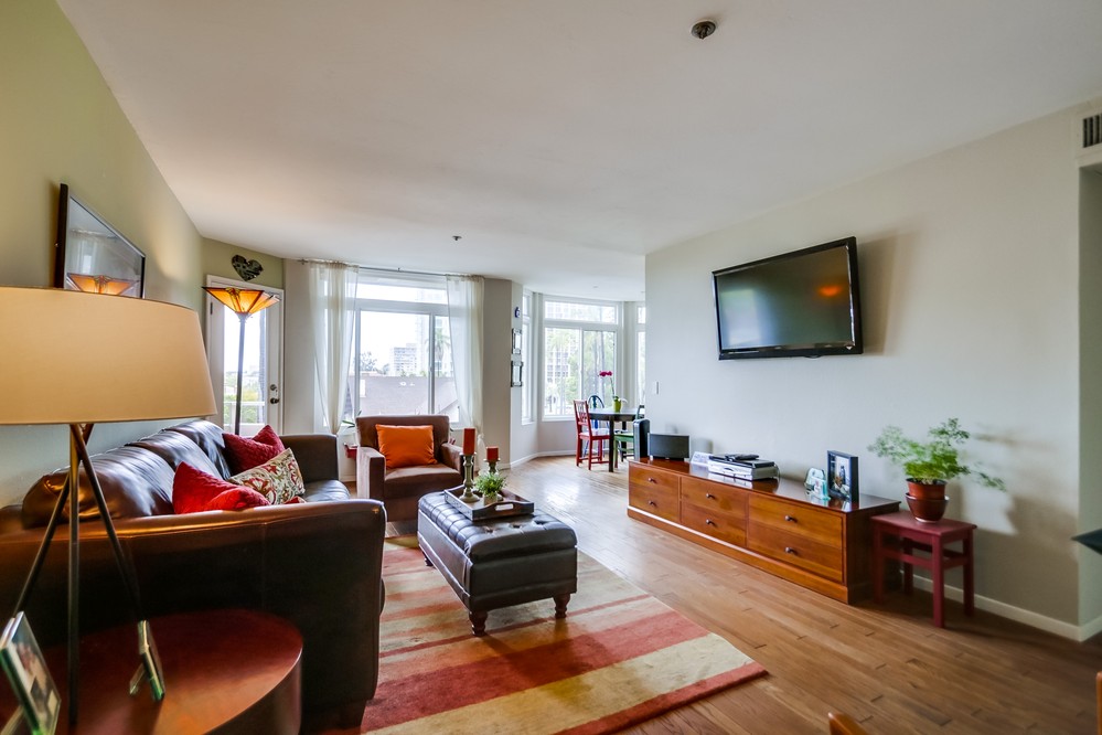 Virtual tour photo 4 of 46 for 3290 6th Avenue #4B