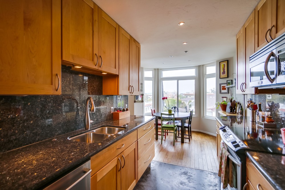 Virtual tour photo 12 of 46 for 3290 6th Avenue #4B