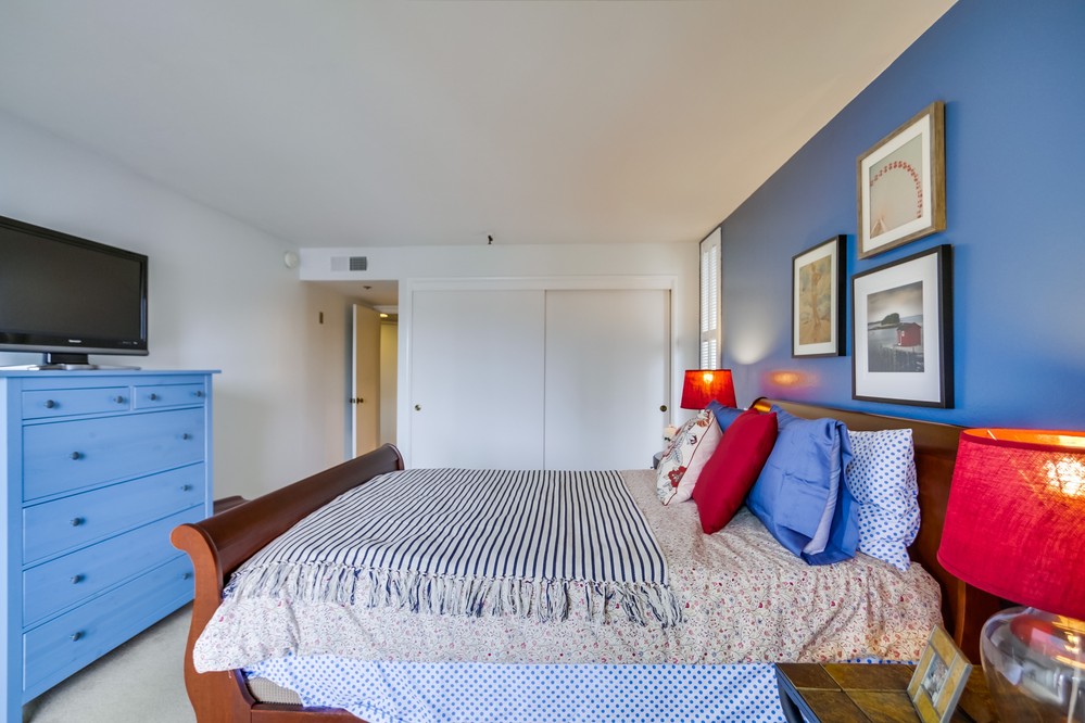 Virtual tour photo 22 of 46 for 3290 6th Avenue #4B