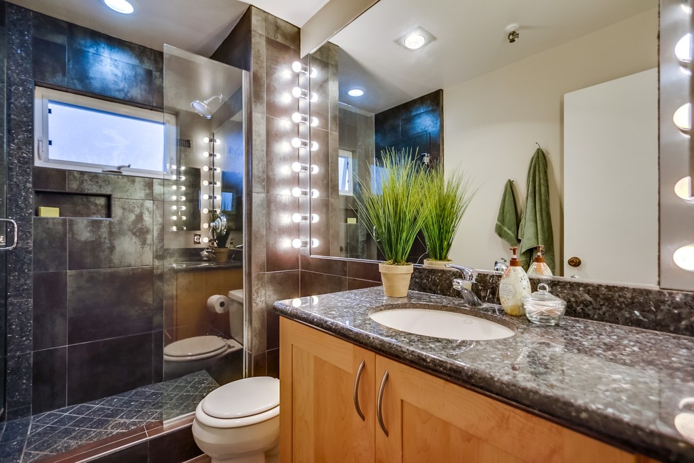 Virtual tour photo 18 of 46 for 3290 6th Avenue #4B