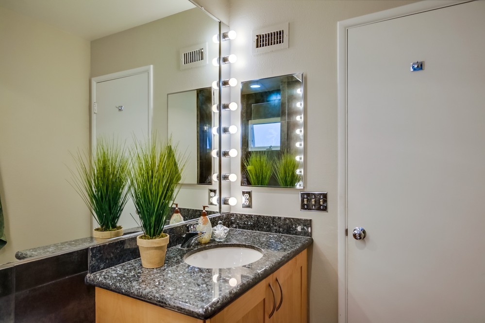 Virtual tour photo 19 of 46 for 3290 6th Avenue #4B