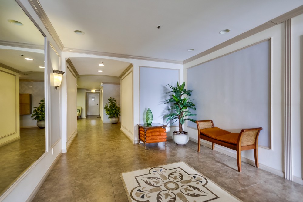 Virtual tour photo 31 of 46 for 3290 6th Avenue #4B