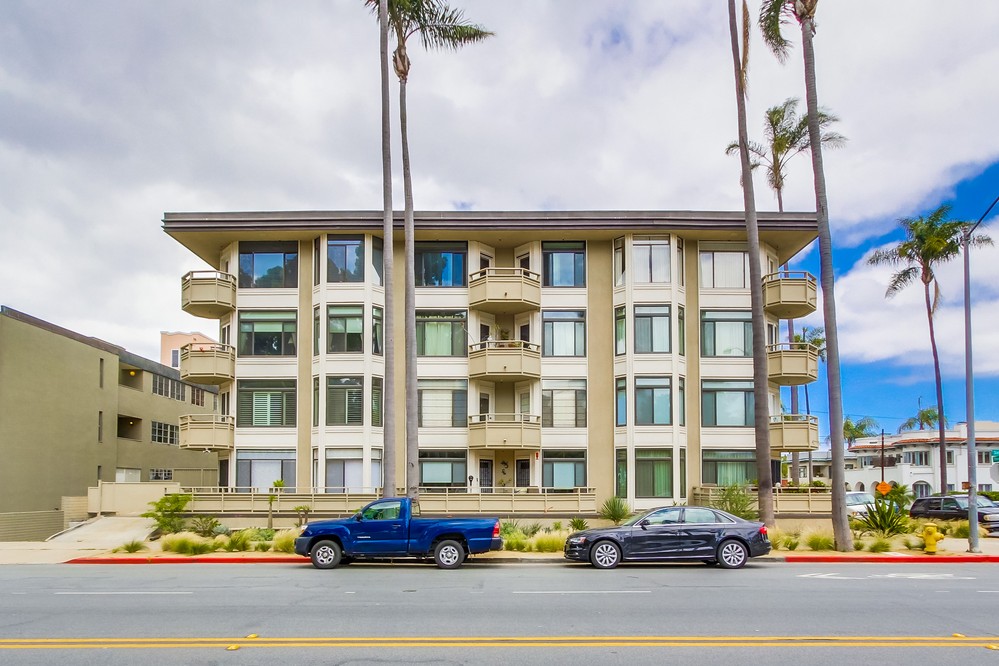 Virtual tour photo 45 of 46 for 3290 6th Avenue #4B