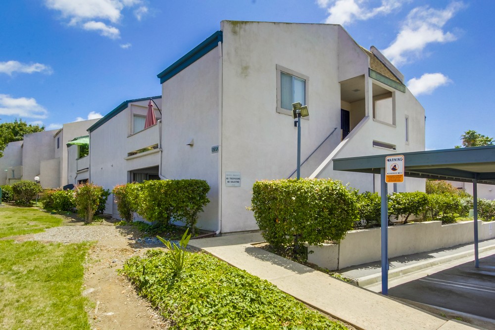 Virtual tour photo 3 of 43 for 3290 Ashford St
