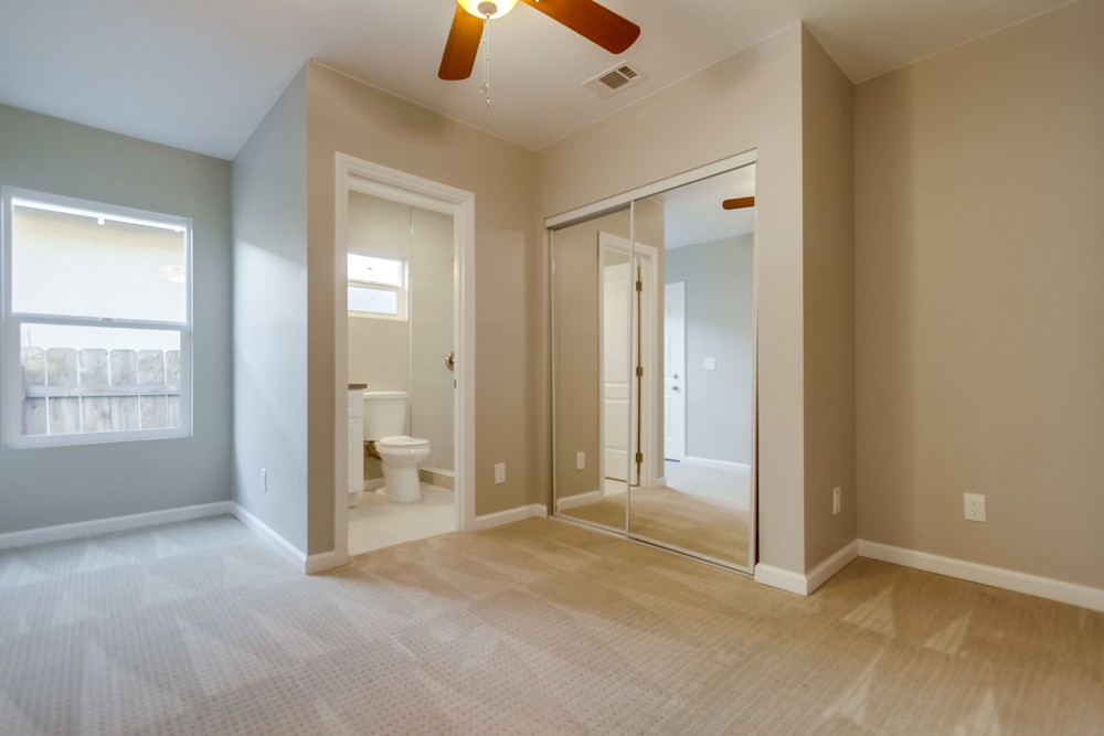 Virtual tour photo 15 of 58 for 3294 J St