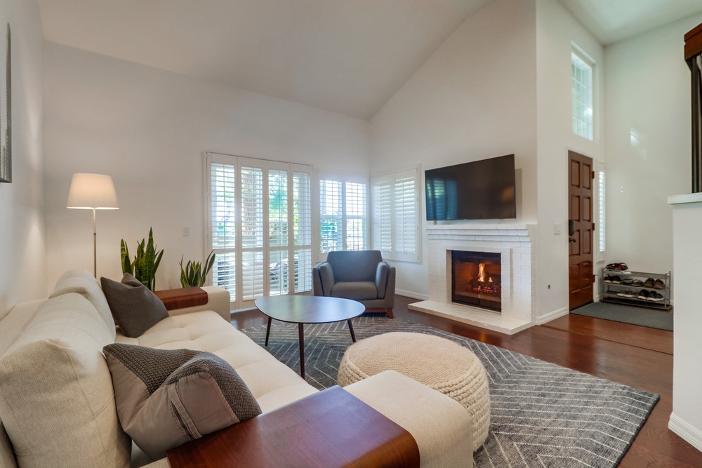 Virtual tour photo 8 of 39 for 3295 E Fox Run Way
