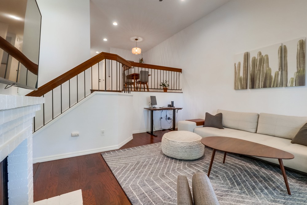 Virtual tour photo 10 of 39 for 3295 E Fox Run Way