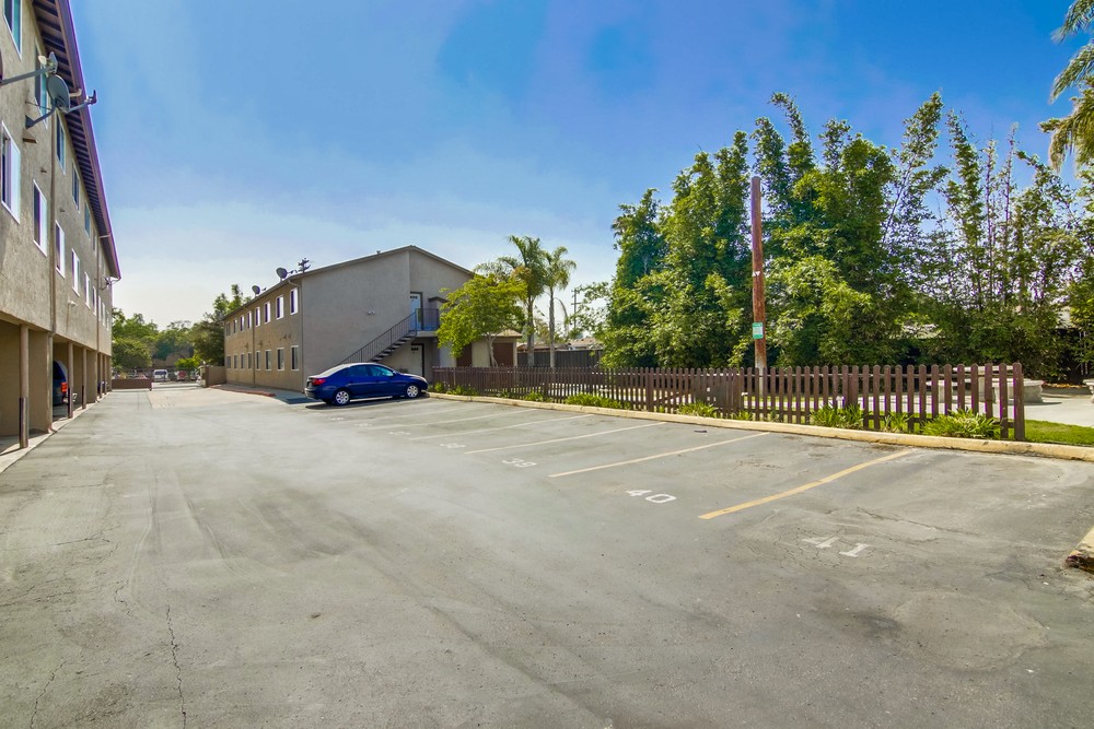 Virtual tour photo 1 of 31 for 3295 Ocean View Blvd UNIT 30