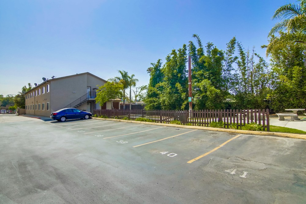 Virtual tour photo 3 of 31 for 3295 Ocean View Blvd UNIT 30
